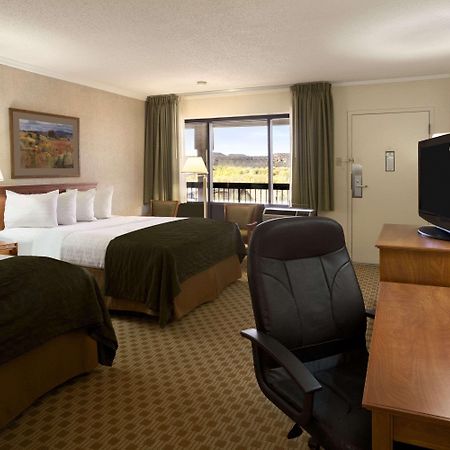 Days Inn & Suites By Wyndham Trinidad Exteriér fotografie
