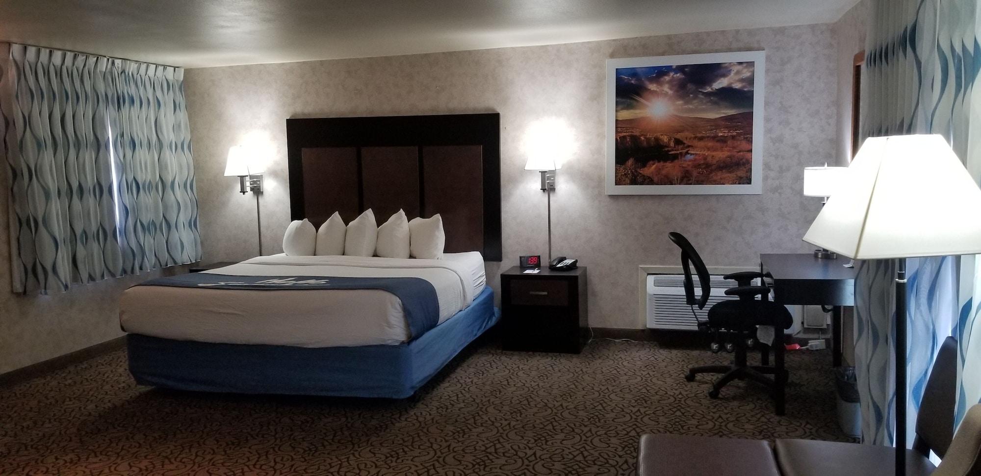 Days Inn & Suites By Wyndham Trinidad Exteriér fotografie