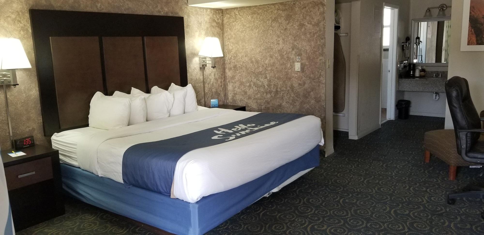 Days Inn & Suites By Wyndham Trinidad Exteriér fotografie