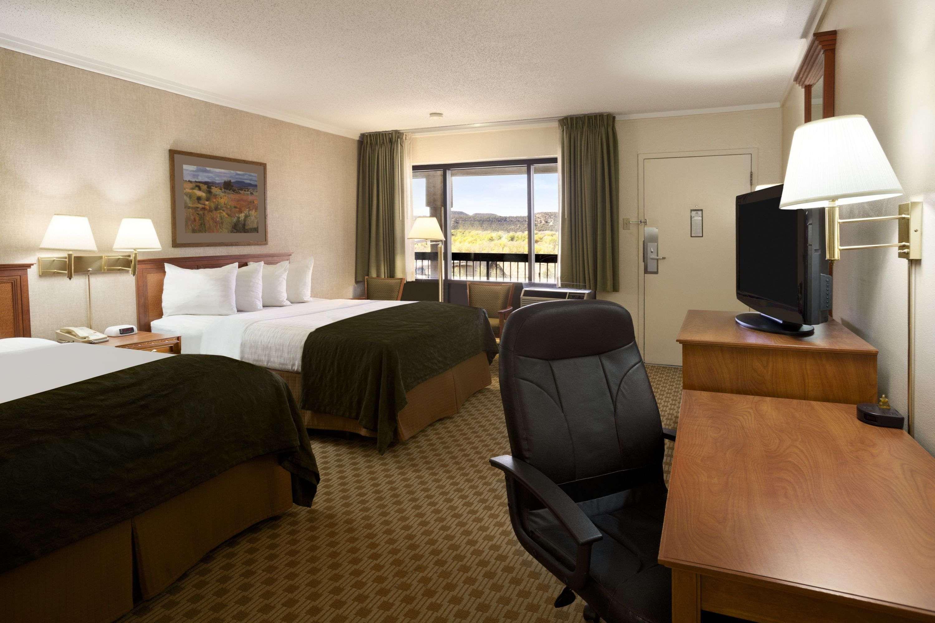 Days Inn & Suites By Wyndham Trinidad Exteriér fotografie