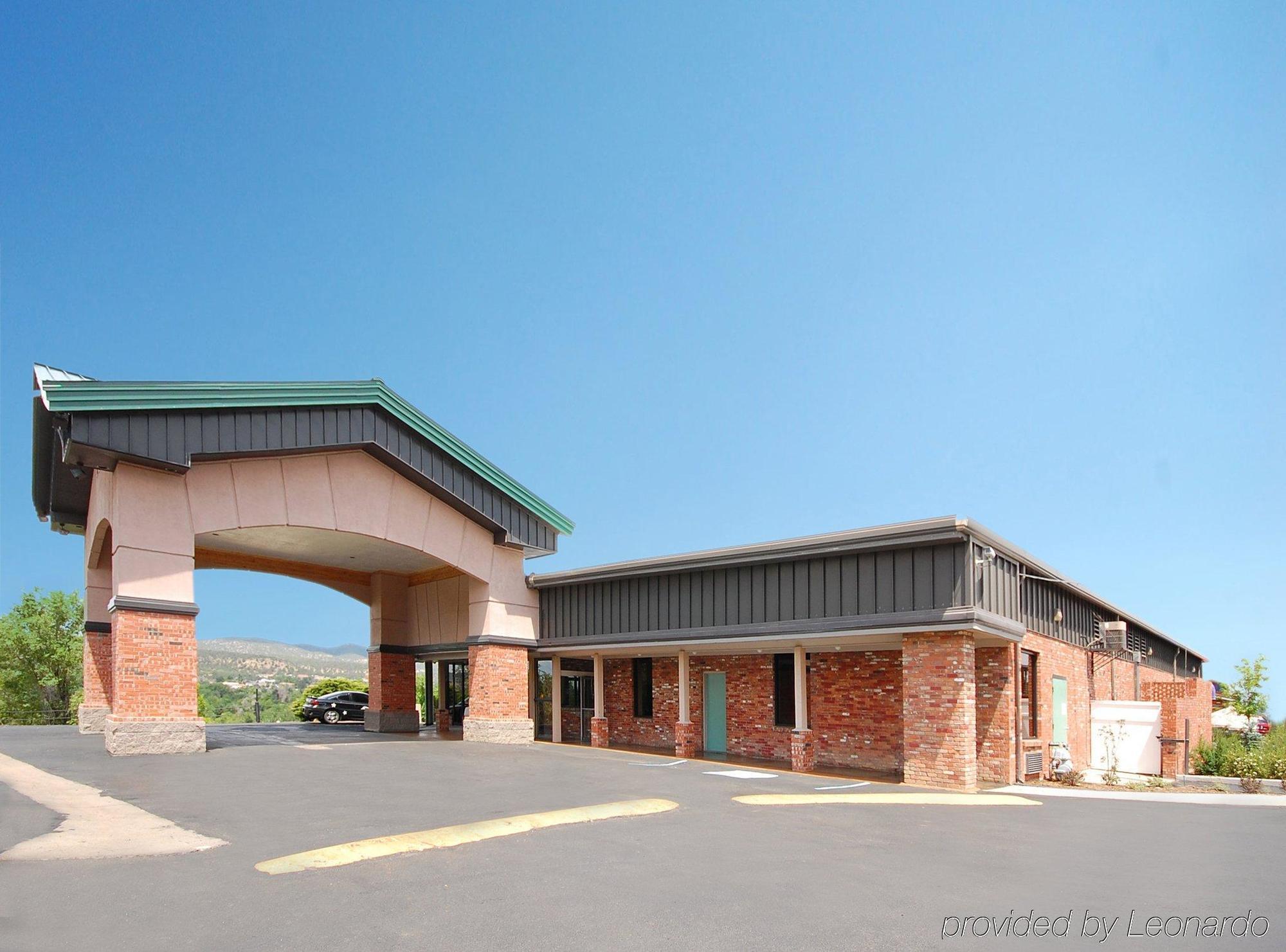 Days Inn & Suites By Wyndham Trinidad Exteriér fotografie