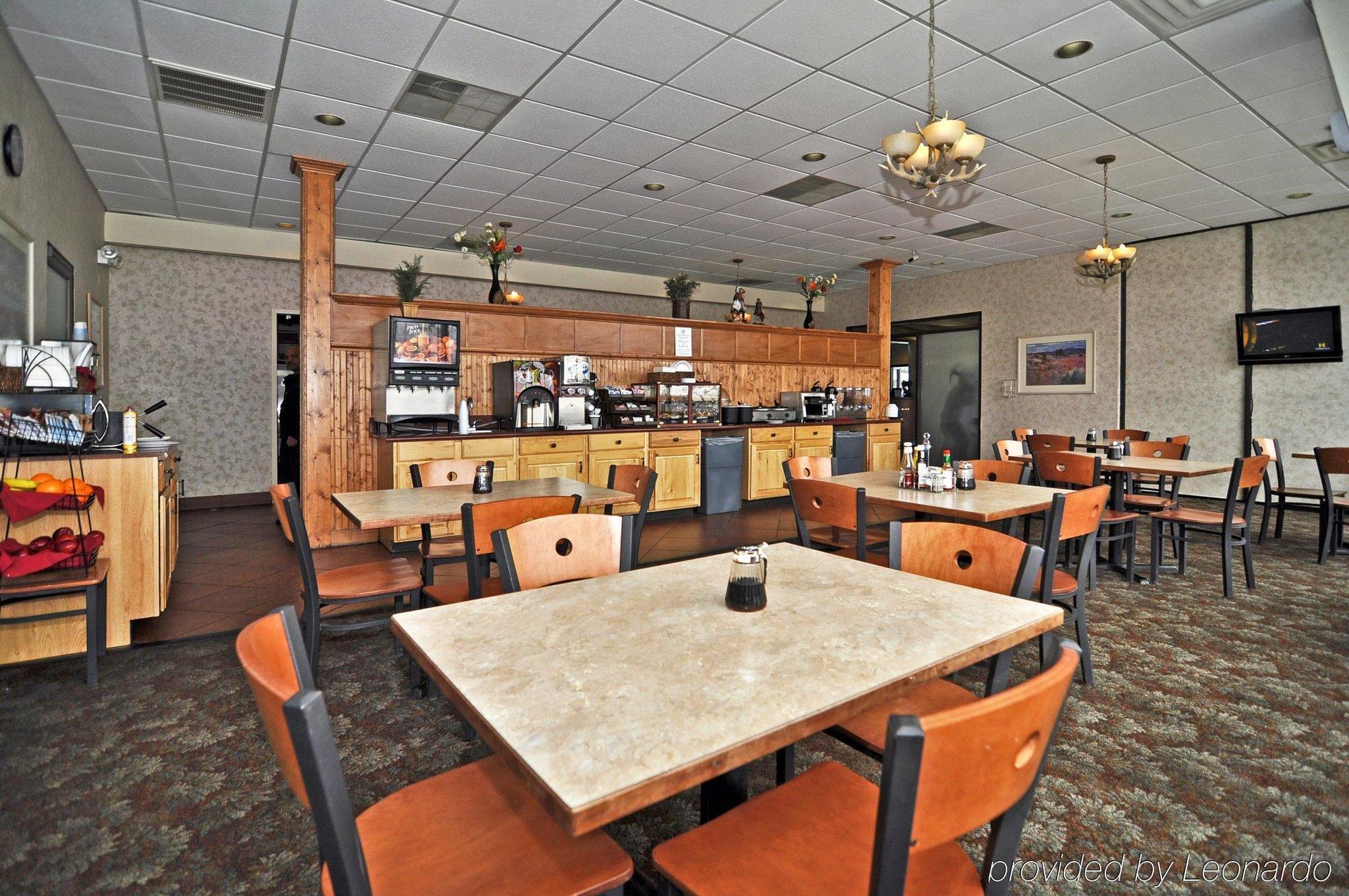 Days Inn & Suites By Wyndham Trinidad Restaurace fotografie